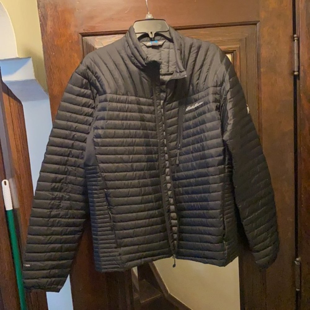 Men’s Medium Eddie Bauer down jacket